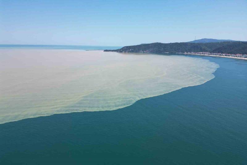 Batı Karadeniz bölgesinde etkili olan sel afeti sonrasında Bartın Irmağı’nın