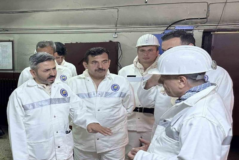 Zonguldak’a gelen Çalışma ve Sosyal Güvenlik Bakan Yardımcısı Ahmet Aydın,