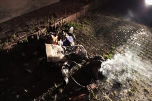 Zonguldak’ın Çaycuma ilçesinde evde kombi patlaması sonucu yangın çıktı. Patlamada