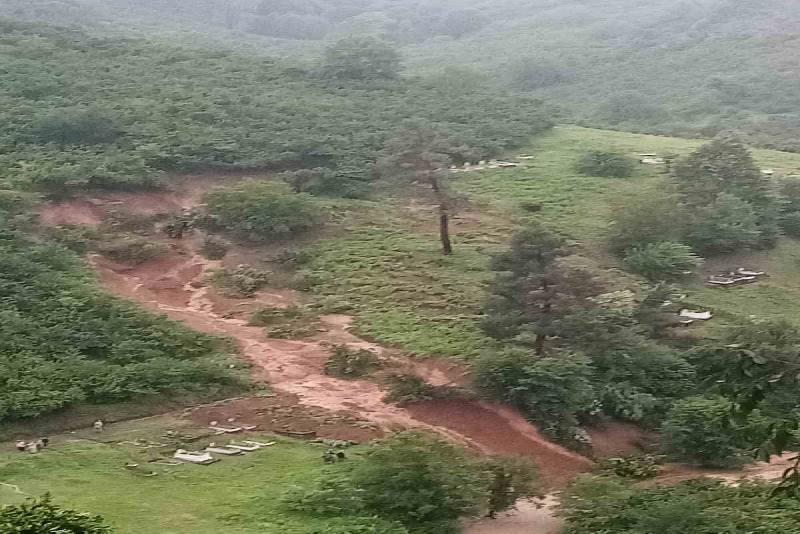 Zonguldak’ın Ereğli ilçesinde etkili olan sağanak yağış nedeniyle ilçeye bağlı