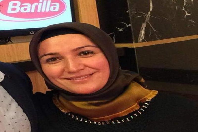 Kadın işçinin üzerine forklift devrildi Bolu’da kadın işçi, fabrikada çalıştığı sırada üzerine forklift devrilmesi neticesinde