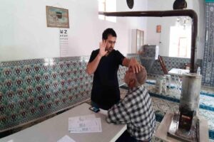 İlçe ve şehir merkezine uzaklıkları sebebiyle hastaneye gidemeyen vatandaşların ayağına