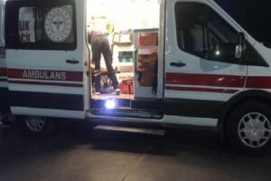 Zonguldak’ın Ereğli ilçesinde meydana gelen trafik kazasında motosiklet ile otomobilin