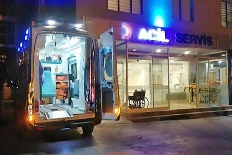 Üçüncü kattan aşağı düşen kadın yaralandı Zonguldak’ın Ereğli ilçesinde üçüncü kattan düşen kadın hastaneye kaldırıldı. Olay,