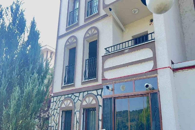 Zonguldak’ın Devrek ilçesinde 31 yaşındaki bir kadın, sabaha karşı cinnet