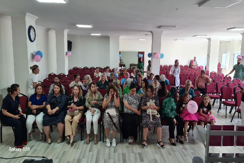 Zonguldak’ın Alaplı İlçe Devlet Hastanesi yöneticileri tarafından ’1-7 Ağustos Dünya