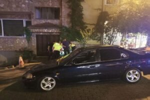 Zonguldak’ın Çaycuma ilçesinde polis tarafından durdurulan aracın sürücüsü, alkolmetreyi üflememek