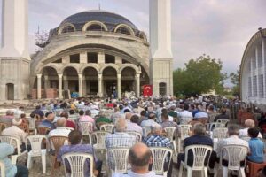 Zonguldak’ın Çaycuma ilçesinde bulunan Dokap Mevlâna Cami Yaptırma Derneği tarafından