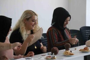 Bolu’da ev hanımlarının aile ekonomilerine katkı sağlaması ve el işi