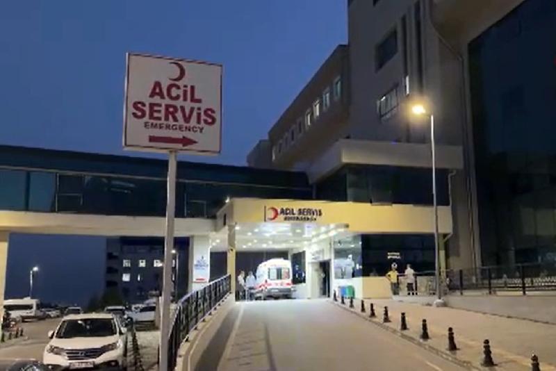 Kardeş kavgası kanlı bitti: 1 ölü, 1 yaralı Düzce’nin Akçakoca ilçesinde aralarında yer davası anlaşmazlığı çıkan aile kavgasında