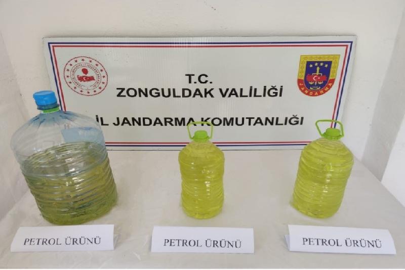 Zonguldak’ta kamu kurumlarına ait araçtan mazot hırsızlığı yaptığı tespit edilen