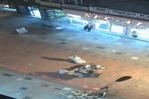 Karabük’te hırsızlık zanlısı sahibinin anahtarını üzerinde bırakıp kısa süre yanından