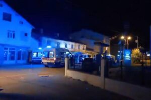 Kastamonu’nun Ağlı ilçesinde uzaklaştırma kararı olan eşini av tüfeğiyle yaraladıktan