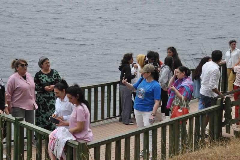 Bolu’nun doğa harikası Abant Gölü Milli Parkı hafta sonu sıcak