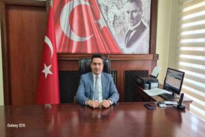 Zonguldak’ın Alaplı Gazeteciler Derneği yönetimi, yeni göreve başlayan Alaplı Kaymakamı