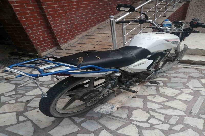 Zonguldak’ın Alaplı ilçesinde meydana gelen motosiklet hırsızlığı KGYS’ye kameralarına takıldı.