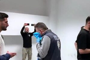 Türkiye ile Ermenistan arasında oynanan milli maçta üst araması sırasında