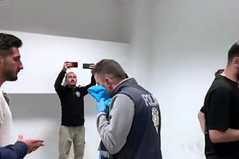 Türkiye ile Ermenistan arasında oynanan milli maçta üst araması sırasında