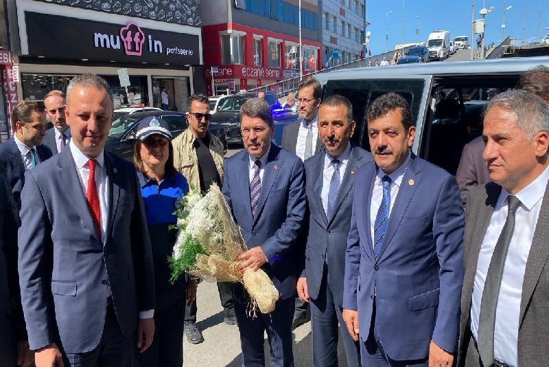 Bakan Yılmaz Tunç, Zonguldak Belediyesi’ni ziyaret etti