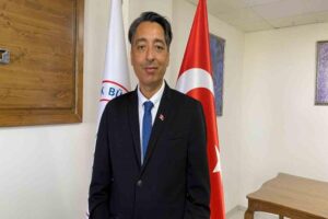 Türkiye Cumhuriyeti’nin 100. yıl etkinlikleri çerçevesinde sözü ve bestesi kendisine