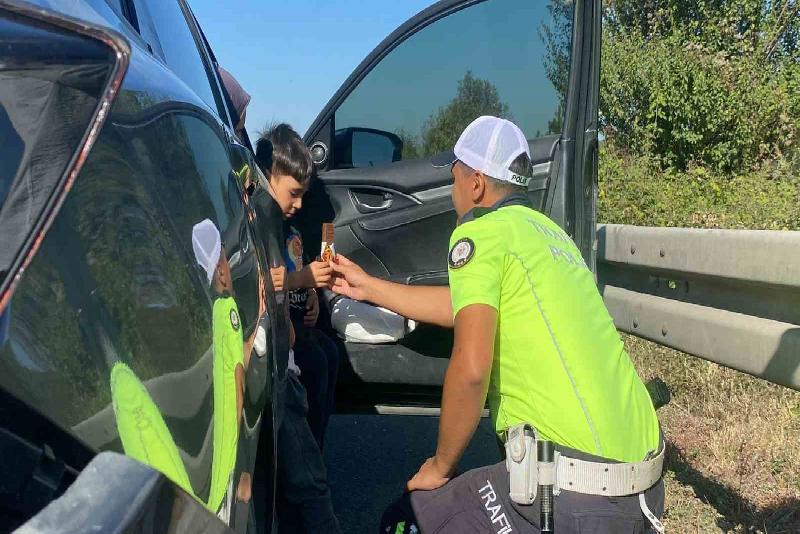 Düzce(İHA) – Anadolu Otoyolu Düzce kesiminde meydana gelen kazada 2