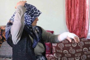 Bolu’nun Gerede ilçesinde 50 yaşındaki Fatma Kılınçaslan, komşusu tarafından arazide