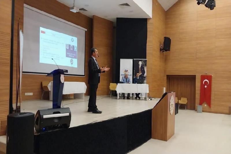 Özel güvenlik görevlilerine KAAN projesi anlatıldı Zonguldak’ta özel güvenlik görevlilerine KAAN projesi eğitimi verildi. Özel Güvenlik