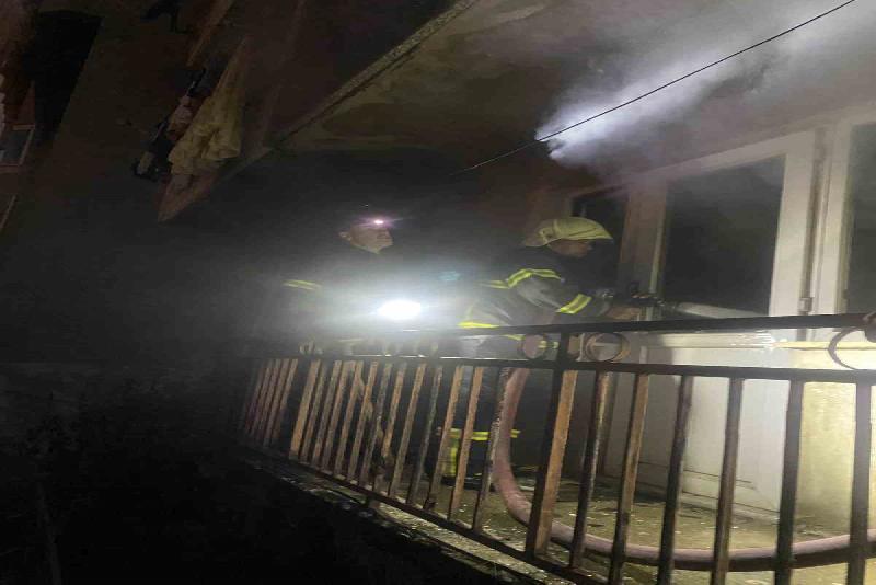 Zonguldak’ta sabaha karşı çıkan yangın korkuttu Zonguldak’ta bir ev çıkan yangında kullanılamaz hale geldi. Edinilen bilgiye