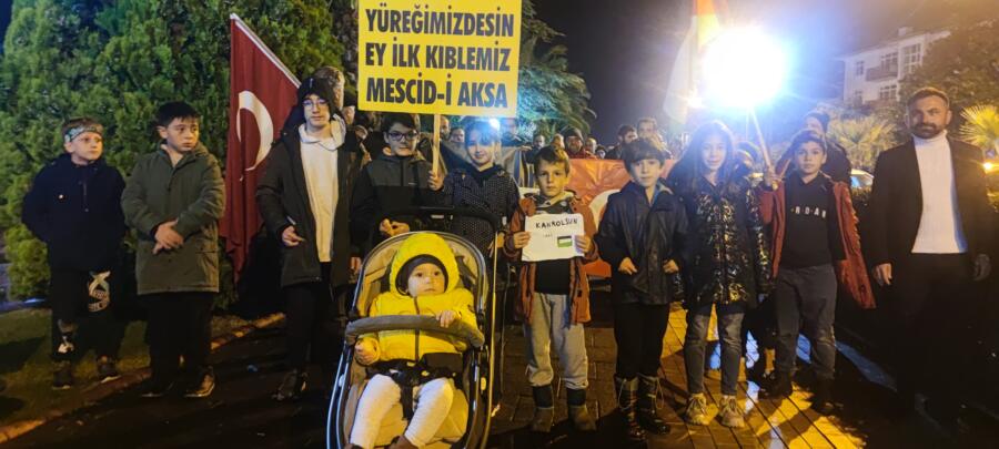 Siyonist İsrail çetesinin günlerdir devam eden katliamları karşısında sessiz kalmayan