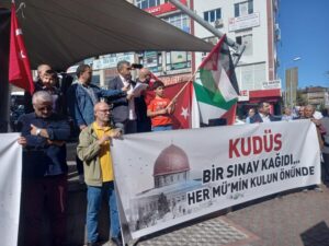 İşgalci İsrail protesto edildi ve Filistin direnişinin Siyonist İsrail’e karşı