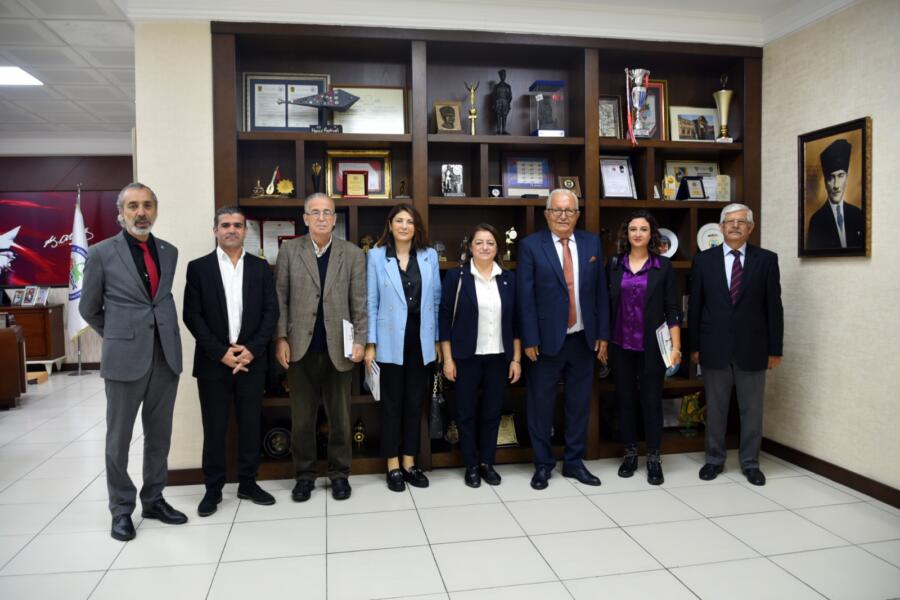   İyi Parti Kdz. Ereğli İlçe Başkanı Yasemin Erdoğan ve