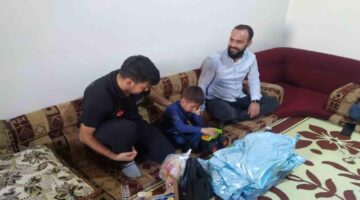 AFAD ekiplerini duygulandıran karşılaşma: Depremde kurtardıkları çocukla Suriye’de görüştüler