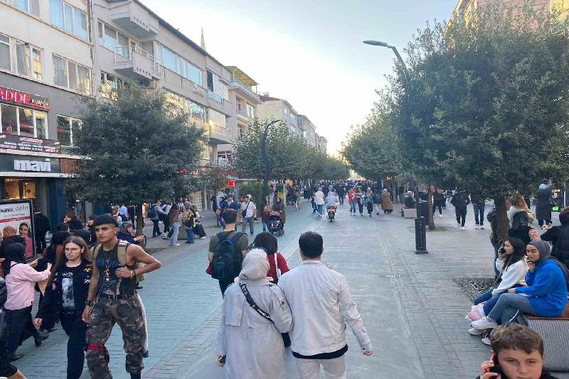 BOLU(İHA) – Bolu’da 4.5 büyüklüğündeki depremin ardından 2 artçı deprem