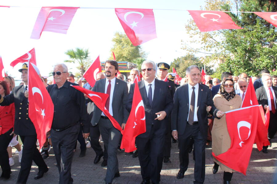 Her yıl 29 Ekim’de kutlanan Cumhuriyet Bayramı kutlamalarının 100. Yılında Karadeniz Ereğli’de de dolu