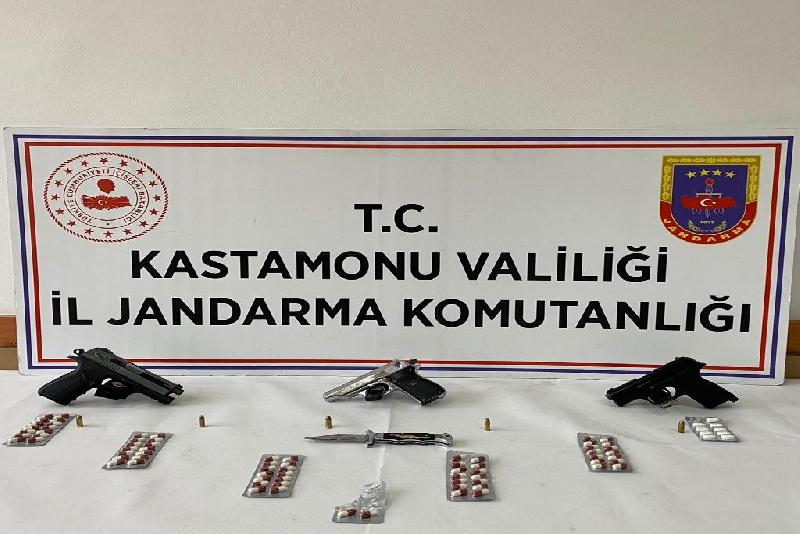 Kastamonu’da İl Jandarma Komutanlığı ekipleri tarafından düzenlenen operasyonda çok sayıda