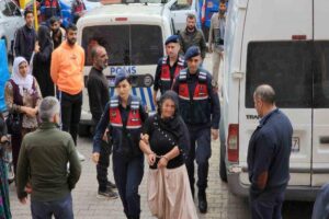 Karabük İl Jandarma Komutanlığı ekiplerinin kent genelinde uyuşturucu satıcılarına yönelik