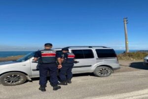 Zonguldak’ta jandarmanın 34 ekip ile gerçekleştirdiği ’huzurlu sokaklar’ denetiminde çeşitli