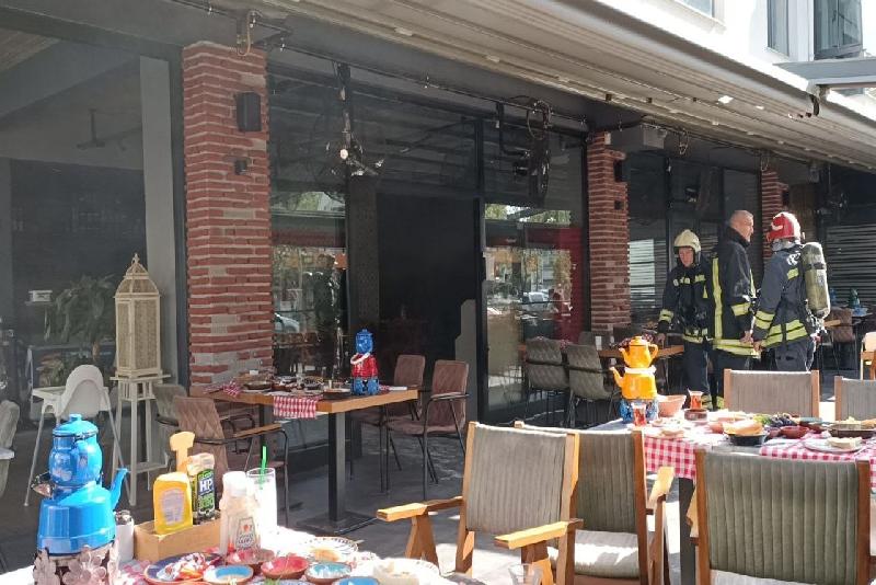 Kafede jel yakıtlı ocak patladı: 1 yaralı Bolu’da bir kafede jel yakıtlı ocağın patlaması neticesinde garsonun elinde