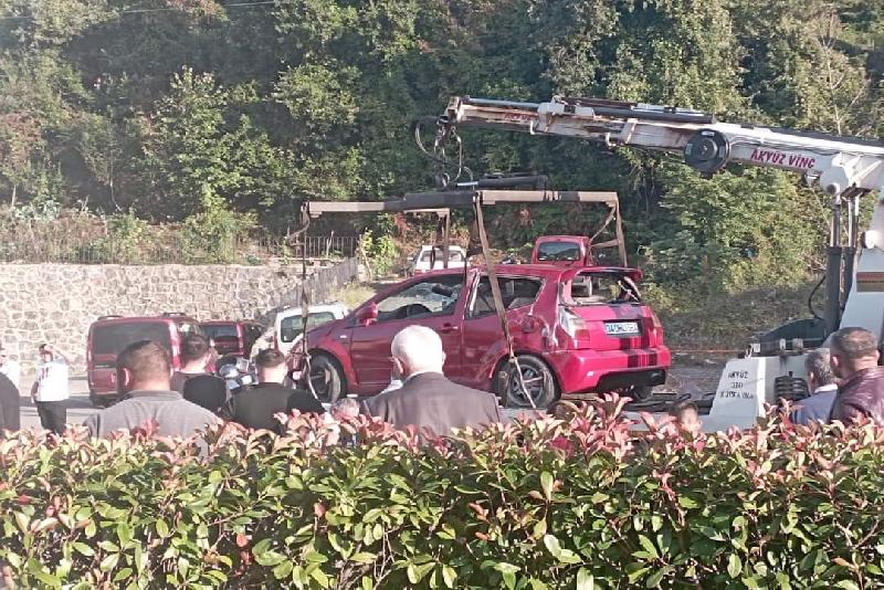 Zonguldak’ın Ereğli ilçesinde bir sürücü kaza yaptığı aracından yara almadan