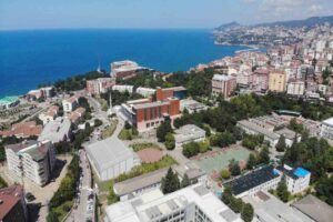 ZBEÜ, dünya genelindeki yükseköğretim kurumlarının kalitesini sıralayan THE sıralama sonuçlarında,