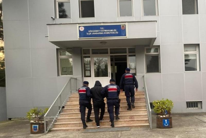 Zonguldak’ta çeşitli suçlardan aranan 12 şüpheli jandarma ekiplerince yakalandı. Edinilen