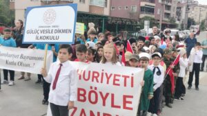 Pandemi nedeniyle ertelenen Cumhuriyet Bayramı kutlama etkinlikleri, tüm yurtta olduğu