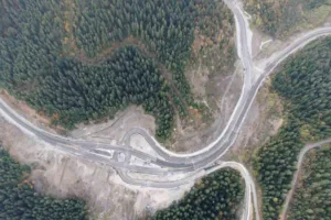 Kastamonu’nun Küre ilçesi merkezi girişinde yapılan akıllı kavşak vatandaşların tepkisine