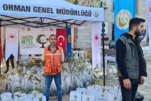 Alaplı Orman işletme Müdürlüğü, ’Geleceğe Nefes’ kampanyası nedeniyle vatandaşlara Merkez