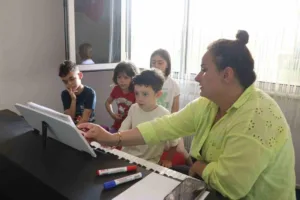 Düzce Belediyesi Çocuk Üniversitesi ilk, orta ve lise okullarında Kasım