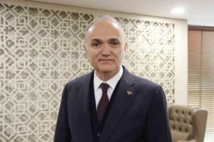 Düzce Belediye Başkanı Dr. Faruk Özlü, 12 Kasım 1999 Düzce