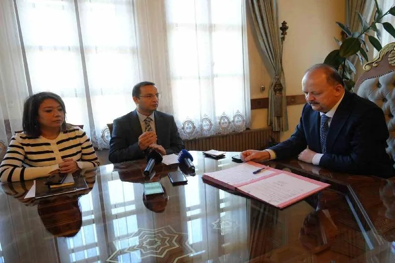 Kastamonu’nun İnebolu ilçesinde hayata geçirilen proje ile kurulacak ahşap seralarla