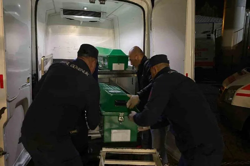 Zonguldak’ın Ereğli ilçesinde yaşanan fırtınada batan Türk bayraklı ‘Kafkametler’ isimli