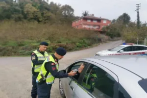 Zonguldak İl Jandarma Komutanlığı’na bağlı trafik ekipleri, trafik güvenliğinin artırılması