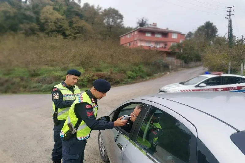 Zonguldak İl Jandarma Komutanlığı’na bağlı trafik ekipleri, trafik güvenliğinin artırılması